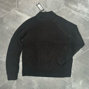 BRAND NEW Black knitted sweater